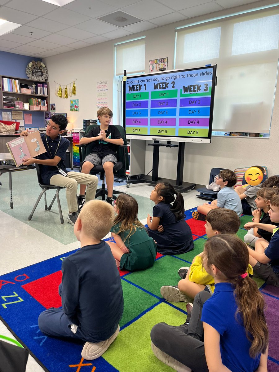 MrsHavelka's tweet photo. Thank you to our middle school Guest Readers!! #LiteracyWeek https://t.co/j14JvFHGCf
