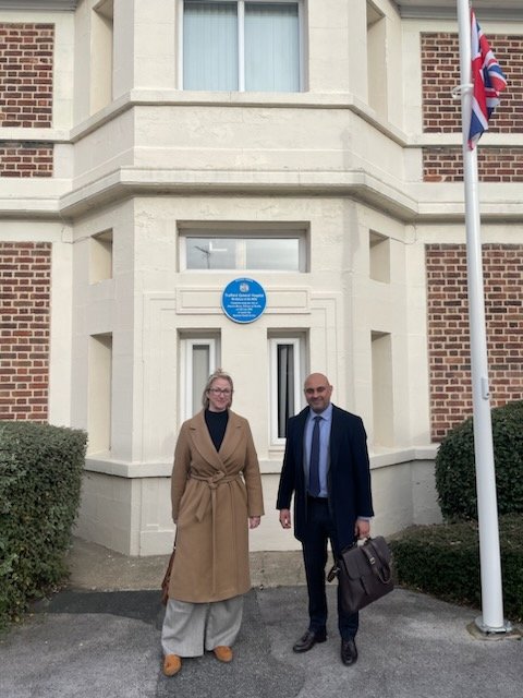 No visit to the Birthplace of the NHS is complete without a picture underneath The Blue Plaque- Jodi Chapman and Hamish Makanji from @NHSSupplyChain joined us for a great meeting: site visit and then the photo! 'History is all around us-to guide us'