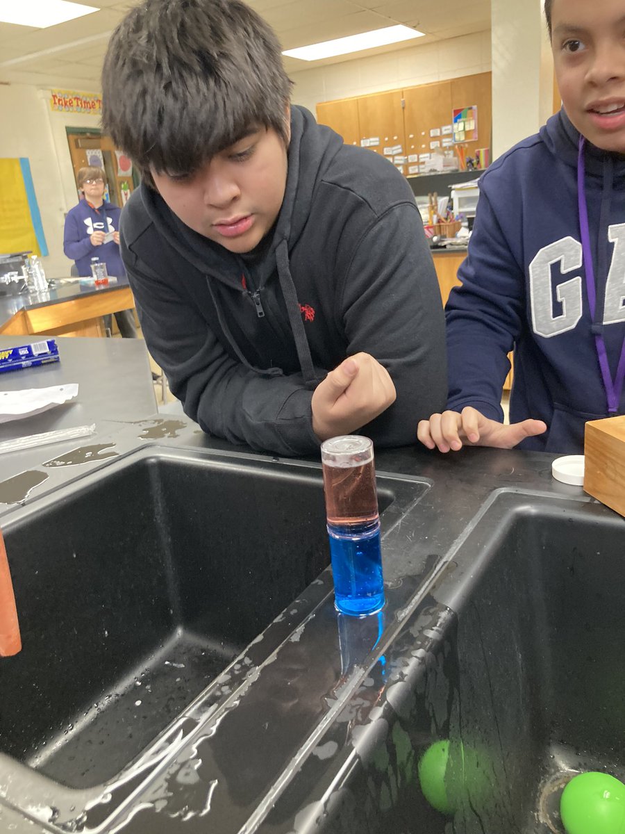 Warm and cold air masses.  How is this possible.  Picture 3 shows the air masses joining to make purple.  In picture 4, the air masses are clearly separate.  Do you know why?