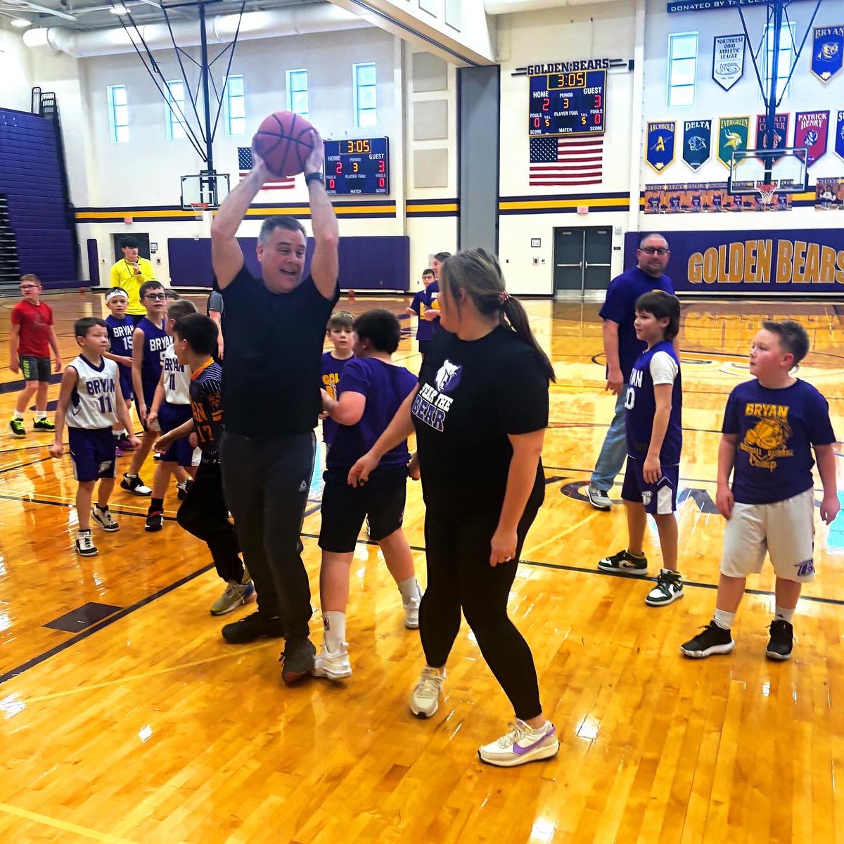 This year BYB Boys had a parent participation day for grades 3,4,5,6 which ended with kids vs parents games. Thank you all who participated and made this memory for your kids!  🏀 🏀 🏀 🏀

Look at the kids smiles! 🥹 We are looking forward to doing this next year!!!