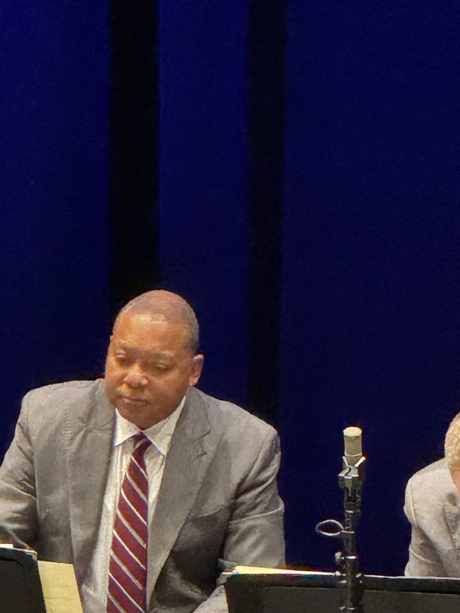 ECSU Digital Media tweet media