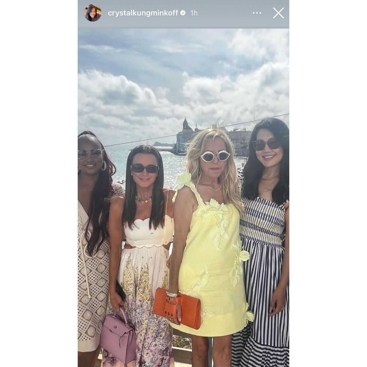 queensofbravo's tweet photo. Crystal cropping out Erika, Dorit, and Annemarie 💀😭 #RHOBH https://t.co/nJZXNMEJ06