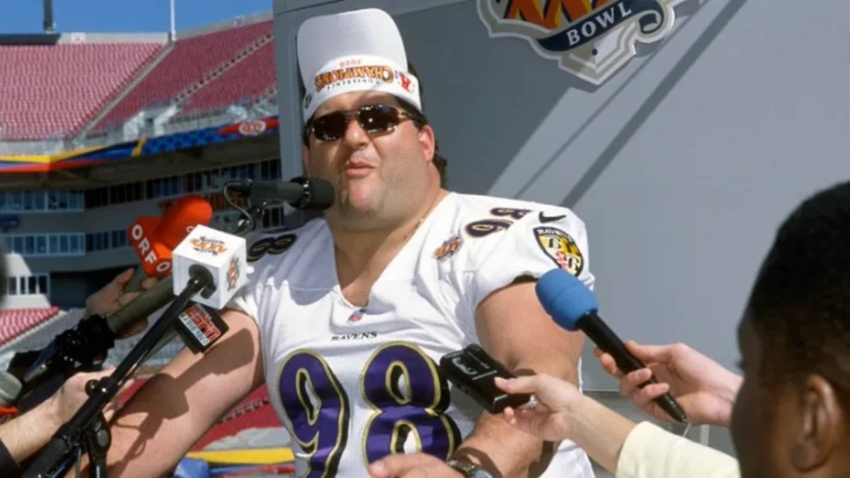 Just got sad when I thought about how much Goose would’ve loved this defense…

You just know he would’ve been there Sunday.