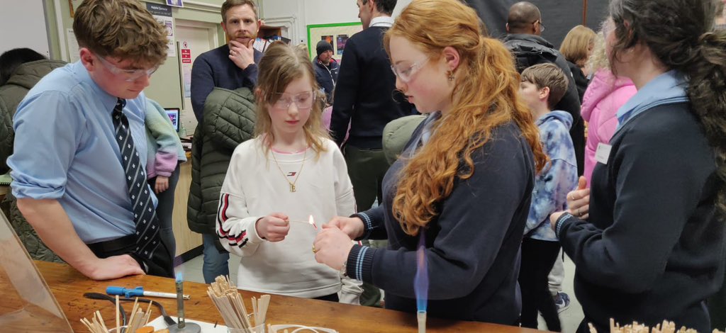 St. Louis Grammar School, Chemistry tweet media