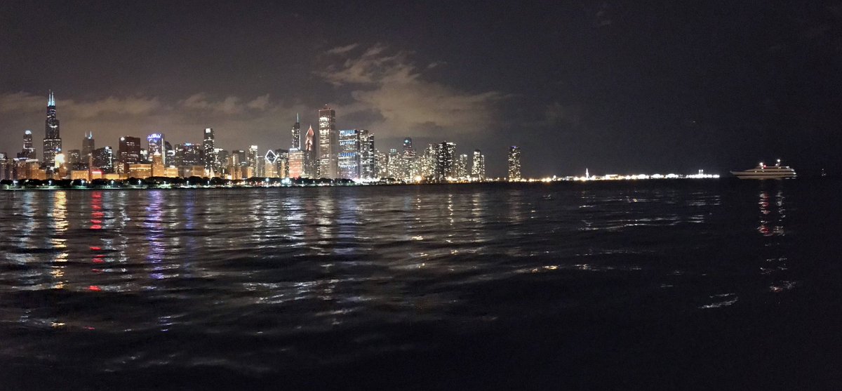 jeffrayc's tweet photo. @jasonrowphoto Chicago https://t.co/tDfgCwS2xN