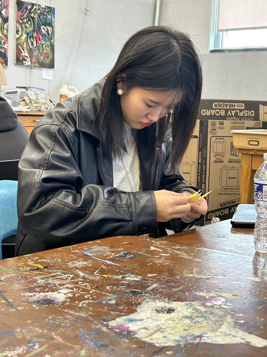 Currently have 555 #papercranes made. Hoping for 1000 to create our sculpture for the year of the dragon. It’s so fun watching students teach each other and compete to make the smallest crane possible. <a href="/k12albemarle/">AlbemarleCountySchls</a> <a href="/DamaCSchneider/">Dama Schneider</a> <a href="/ACPSFineArts/">ACPS Arts</a> <a href="/VAartED/">Virginia Art Ed Assn</a>
