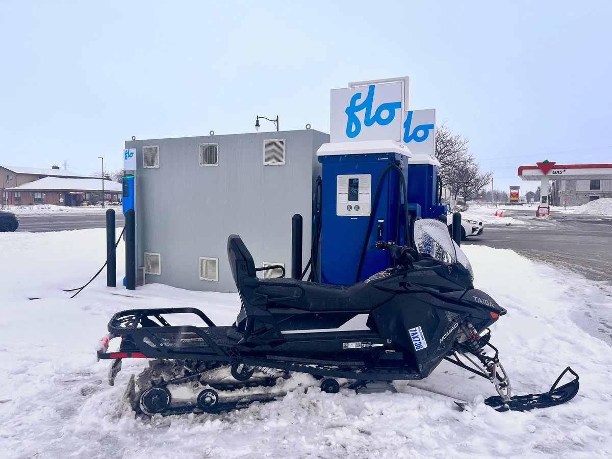 Electric snowmobile charging in Canada. 

 📷: plugshare.com/location/314551
