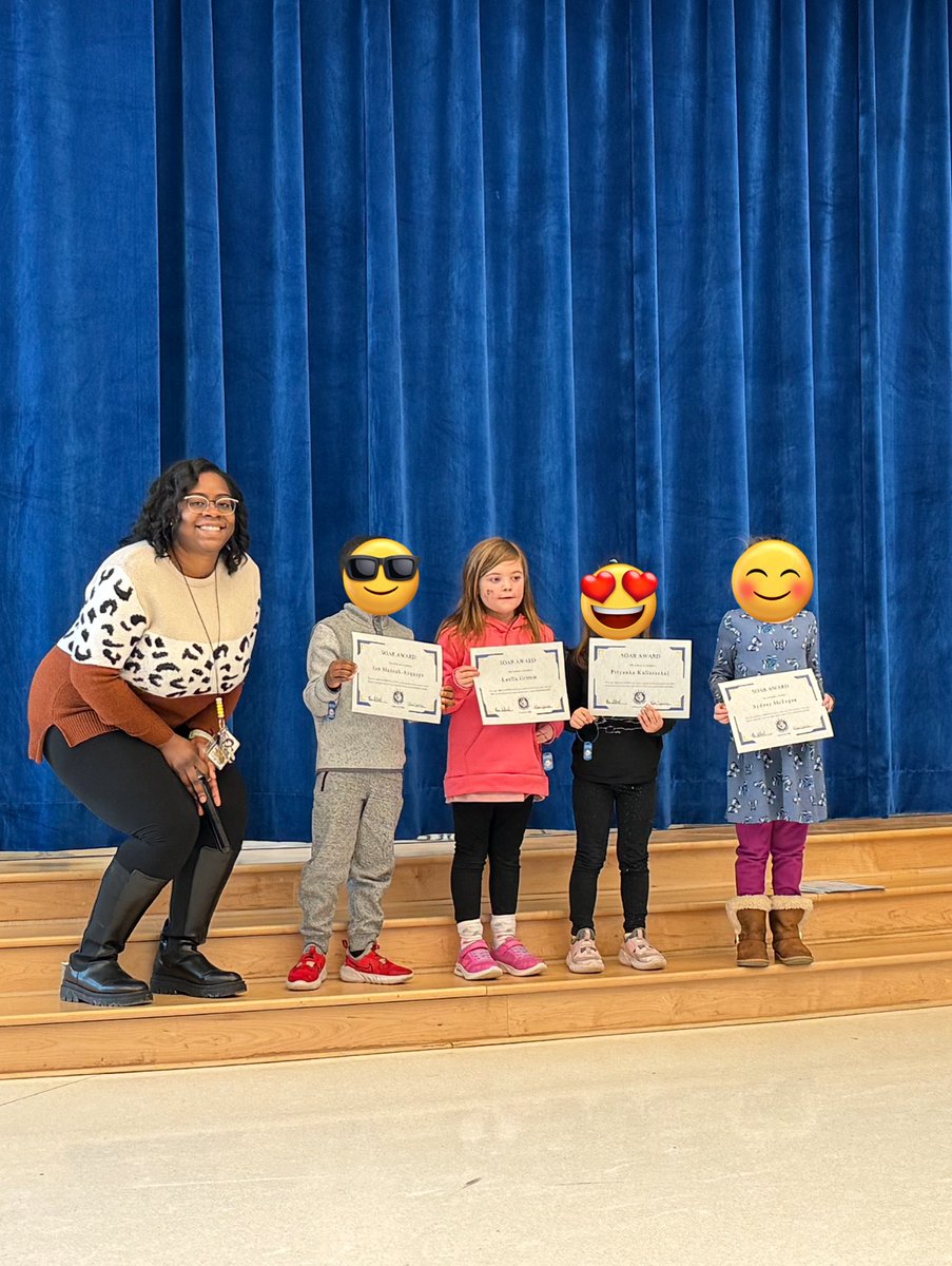 Our sweet first grader got a Soar Award today! So proud of Luey & grateful to Ms Kelly for helping her love 1st grade! @RockinMrGfcps