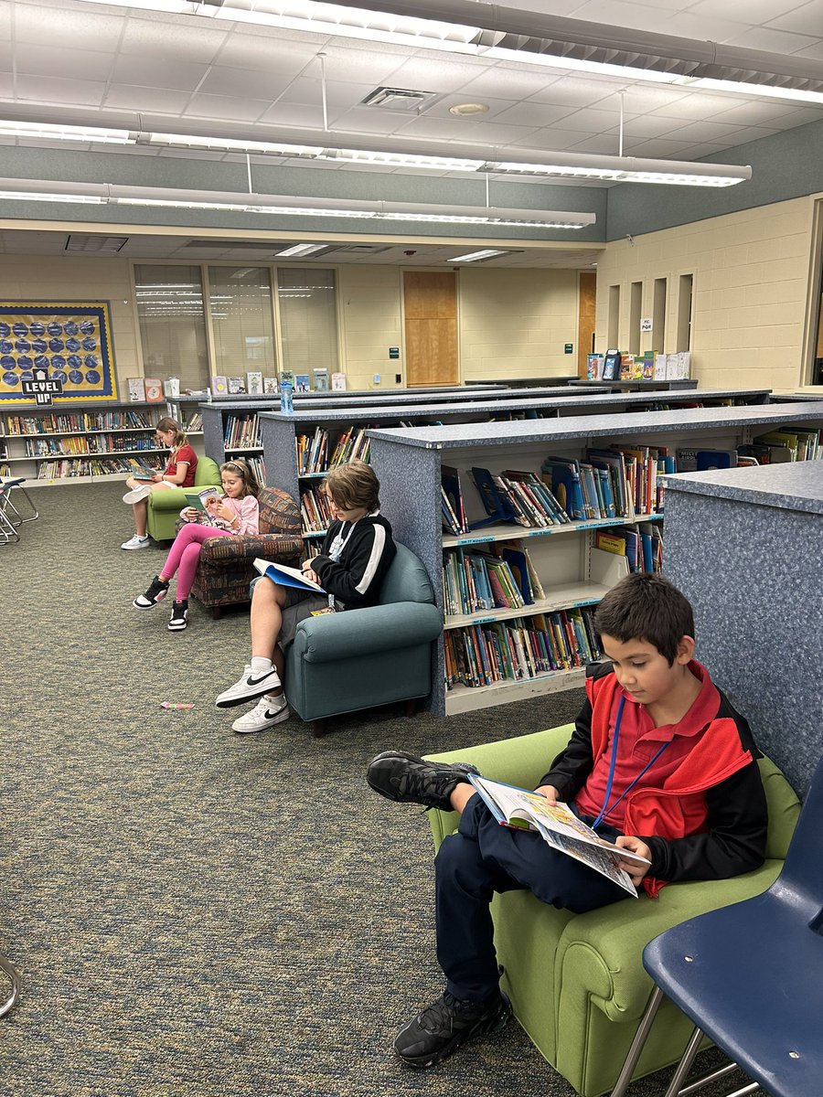 Ms. Hallman tweet media