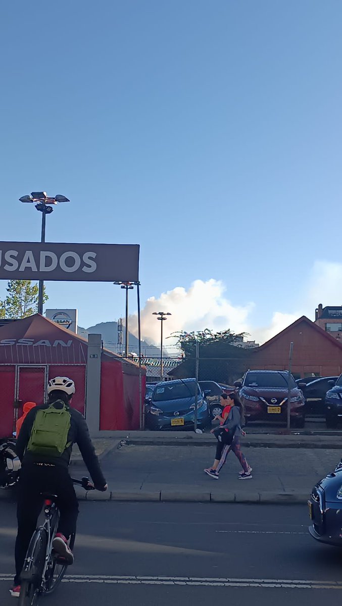 _Jack_Naipe's tweet image. ¿Qué pasa con la atención de emergencias en Bogotá? En este momento hay activos #IncendiosForestales en Kennedy, Chapinero, Suacha, Usme y Ciudad Bolívar ¿Están siendo provocados? ¿Hay un plan de atención? ¿se está atendiendo adecuadamente? ¡Cuanta Impotencia! 💔💔