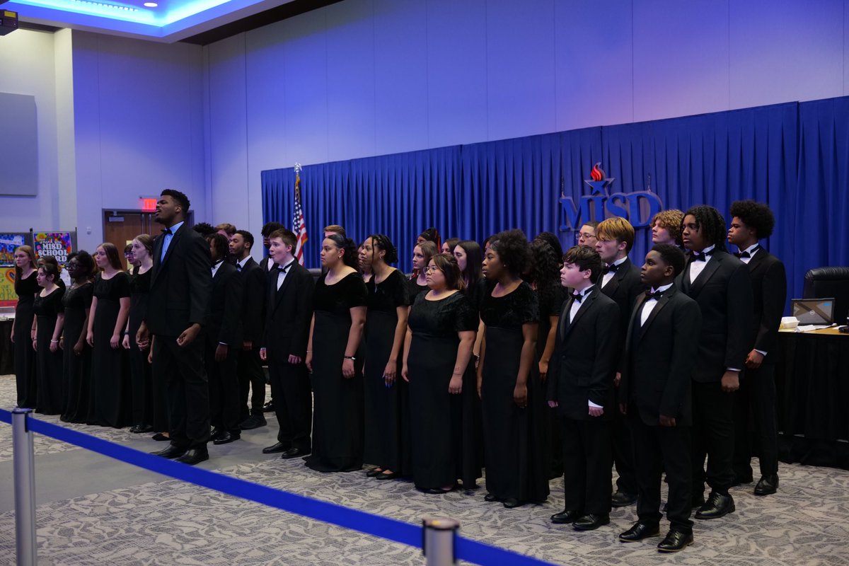 TimberviewChoir's tweet photo. Thank you to the @mansfieldisd school board for having us during School Board Appreciation Month. Here is We Shall Overcome arr. by Robert T. Gibson in honor of Dr. Martin Luther King Jr. and the rest of the unsung heroes who paved the way for our rights today.
#TviewPride https://t.co/OC4GOpJ4Um