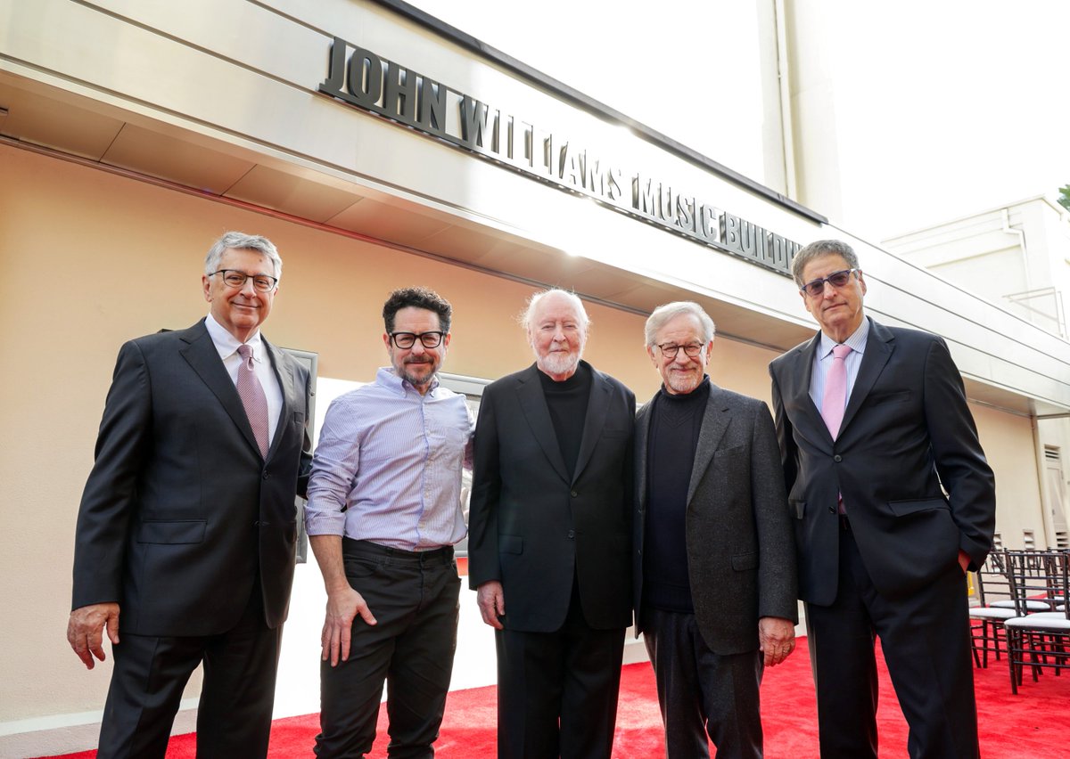 Sony Pictures Dedicates 'John Williams Music Building' on Lot btlnews.com/awards/sony-pi…