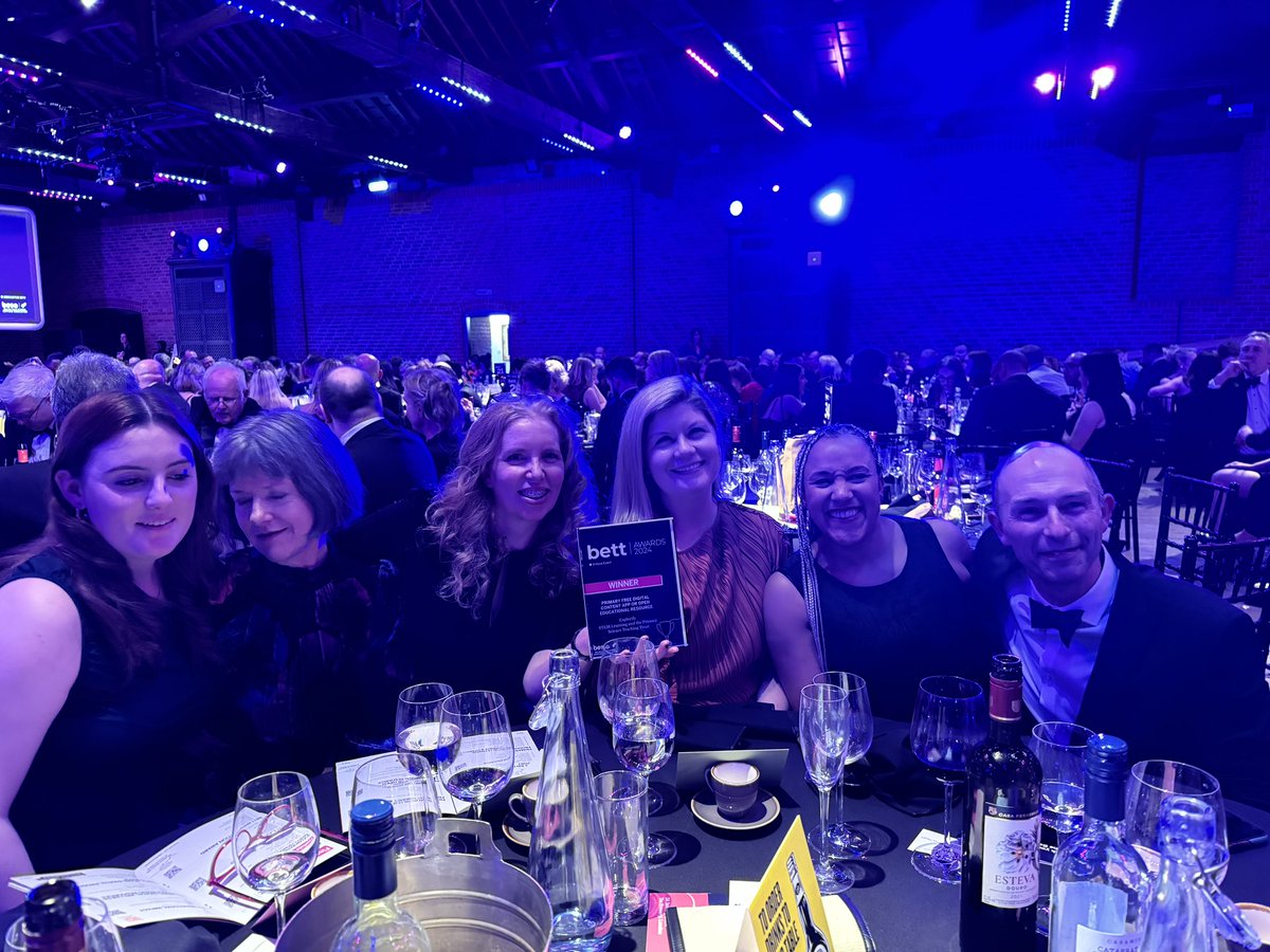 Celebrating Explorify winning BETT best primary free digital content or open education resource 🎉🎉