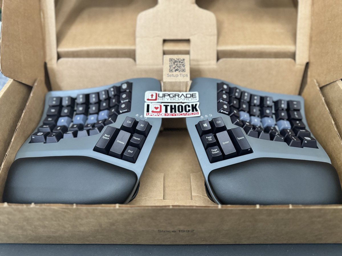 TIMOTHYonPC's tweet image. Been waiting patiently since June of 2023. It was worth the wait. Thanks @UpgradeKB!!!

Custom @kinesisergo Advantage360 Signature Series split keyboard (wireless through ZMK)
65g #holypanda switches
Battery upgrade
Magnetic palm pads
Tempest mod sound profiling