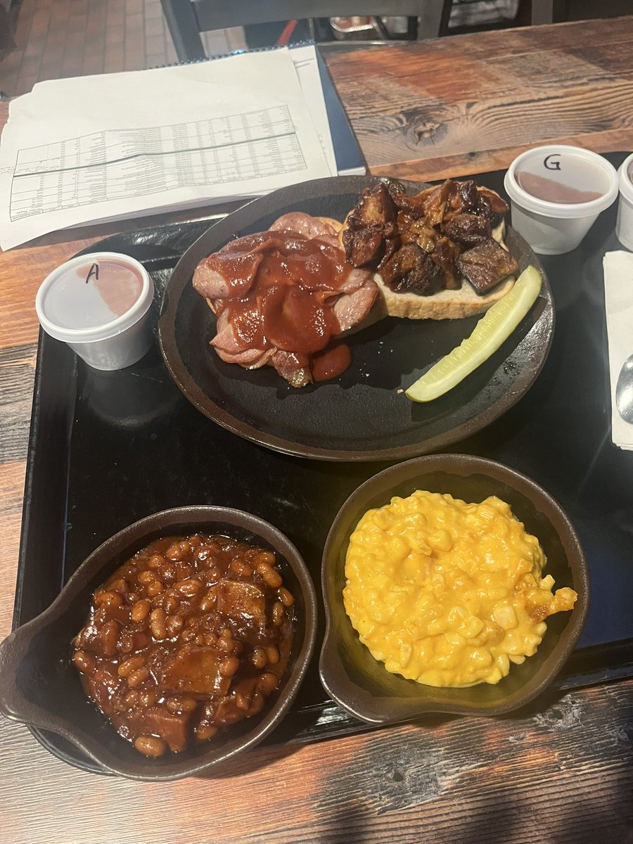 CoachRRouse's tweet photo. First thing first when I get to KC 📍 ‼️Look forward to hearing about some future #MOJacks 🟡🔵🐰 https://t.co/SGKAqIXkdW