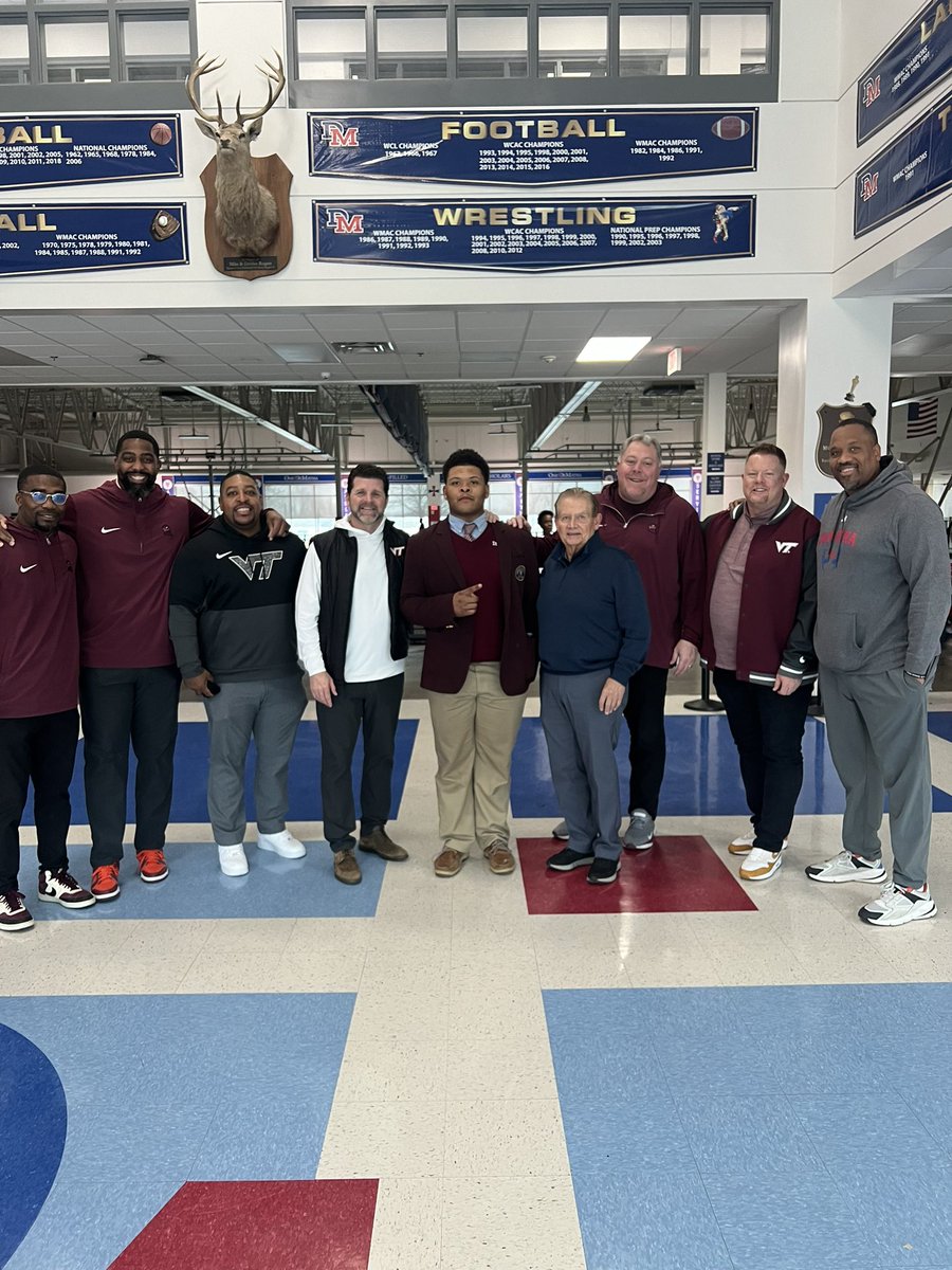 Full Circle..🦃🦃🦌🦌