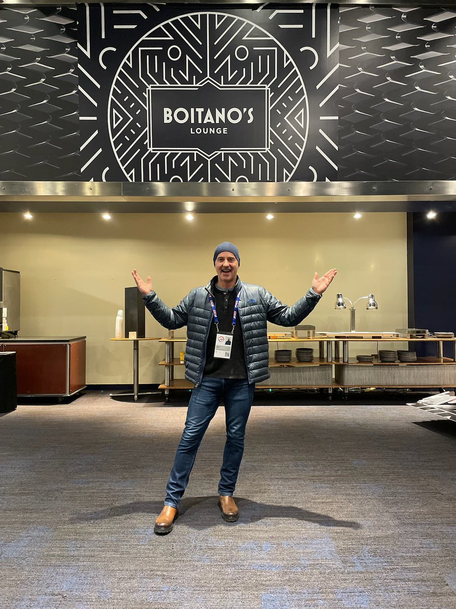 I’m in Columbus, Ohio for the U.S. Figure Skating Championships! Come check out Boitano’s Lounge Nationwide Arena this January 26, 27, and 28 at select times. More info can be found here: columbussports.org/skate/tickets/…