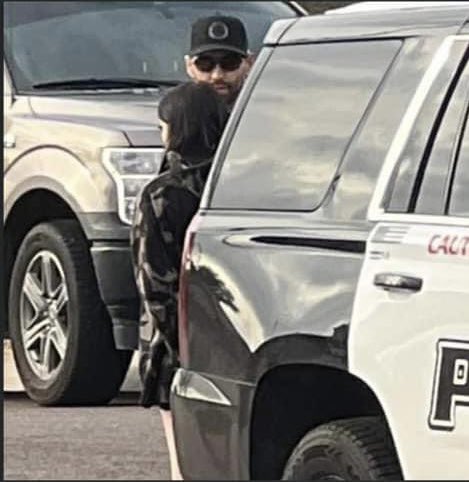Truth_BeTold7's tweet photo. 1/2
Yes, there are arrests and raids going on related to the Gated Gangsters. Feel free to post pics and be sure to catch the news tonight. @abc15 @FOX10Phoenix #GilbertGoons #HisNameIs #PrestonLord https://t.co/KaWoUDnM8R