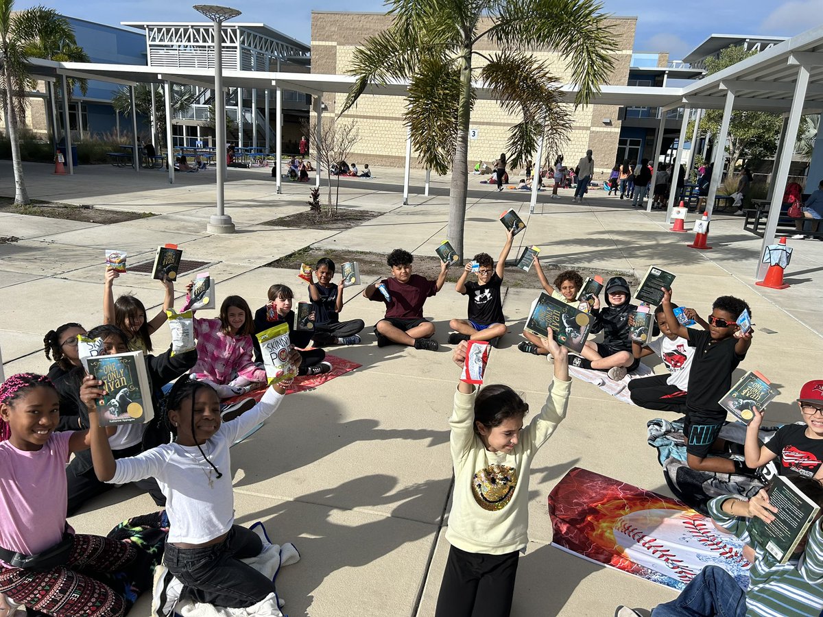 Warren Hope Dawson Elementary (@dawsonelem) on Twitter photo 🌳Resilicency through nature!
Our dragons enjoyed reading their books while sitting outside in this beautiful weather. ☀️
Don’t forget to wear Dawson colors tomorrow! 💙💚
<a href="/HillsboroughSch/">Hillsborough Schools</a> #FLcelebratesliteracy 🌳Resilicency through nature!
Our dragons enjoyed reading their books while sitting outside in this beautiful weather. ☀️
Don’t forget to wear Dawson colors tomorrow! 💙💚
<a href="/HillsboroughSch/">Hillsborough Schools</a> #FLcelebratesliteracy