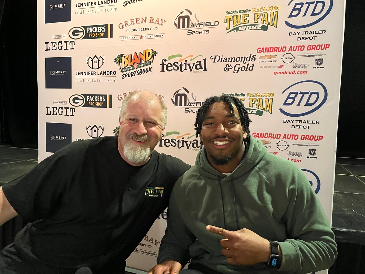 Rookieon1075's tweet photo. I feel lost not having a DeVondre Campbell or Kingsley Enagbare show tonight! But it was a fun season! @MayfieldSport @pepslegit https://t.co/pVXIe5wM6z