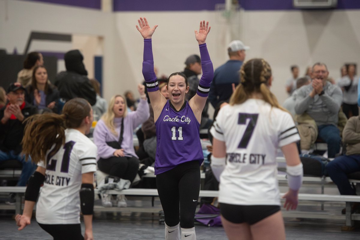 stellahamood's tweet image. This sums up how I feel about volleyball and playing with this team #ccvb #libero