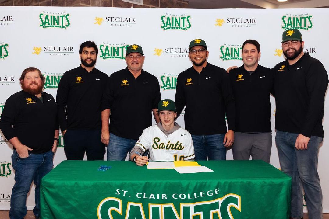 Congratulations to @18Umobearcats LHP/OF Jake Heinbuch for committing to @stclairsaints1. Jake will be looking to make a big impact for the powerhouse baseball program this fall.