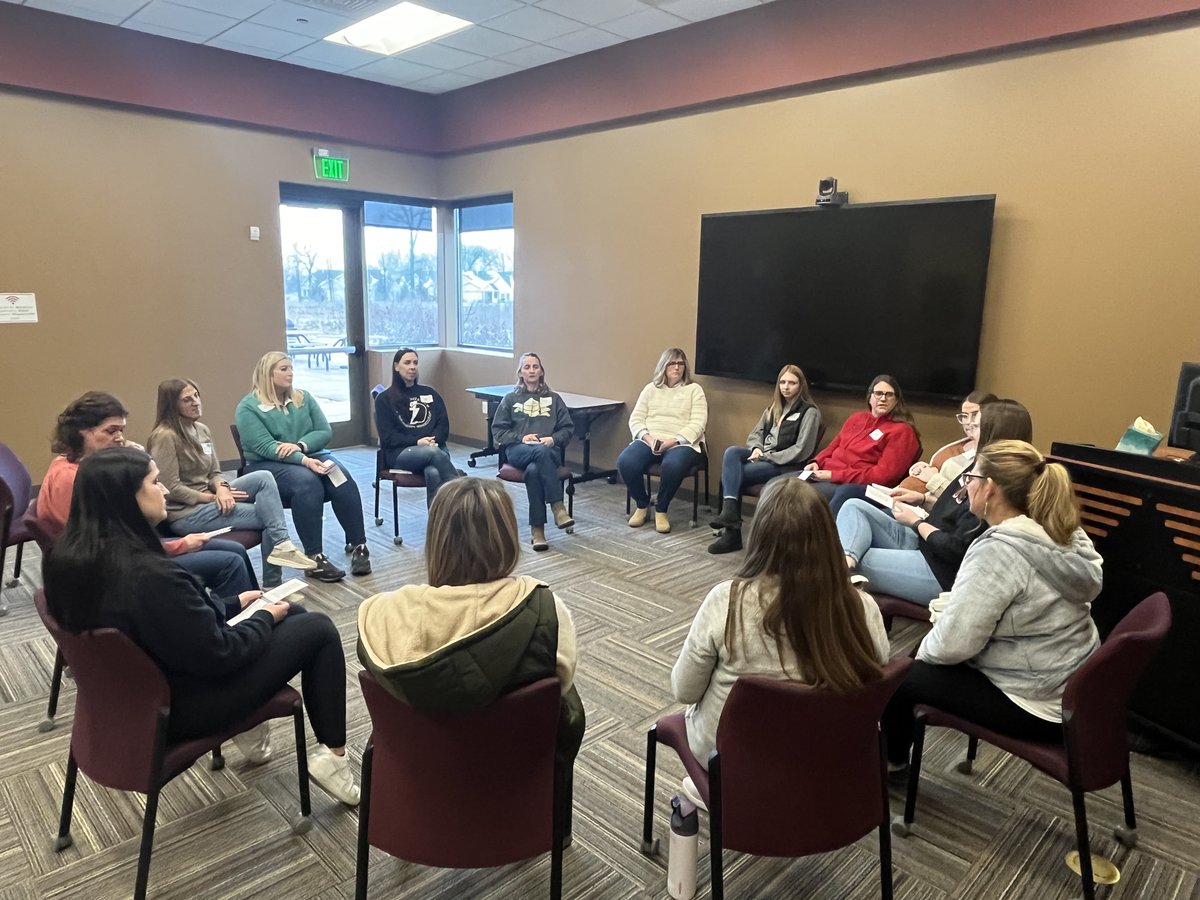 ResourceStCloud's tweet image. Another day, another step closer to being crisis-ready! Today, our Regional School Crisis Response Team successfully completed their second day of training.

Learn more: ow.ly/hNGV50Quc9F

#CultivatingCollaboration #MaximizingResources #Region7