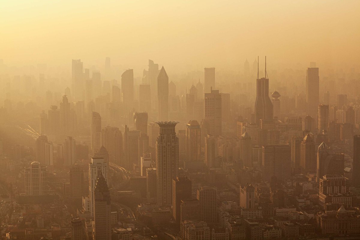 Keeping global warming below 2 °C above preindustrial levels could prevent approximately 2.4 million deaths per year by 2050 via improved air quality and reduced heat exposure. In PNAS: pnas.org/doi/10.1073/pn…