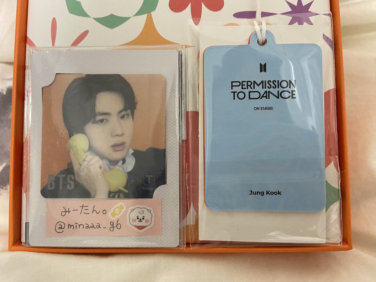 minaaa_g6's tweet photo. 【交換】BTS  PTD Permission to Dance 
              ランダムチャーム トレカ

【譲】ジョングク Jung kook
【求】ジンくん    Jin

梅田で手渡しまたは郵送でも可能
条件の合う方、検索からでも気軽にお声がけください。

#BTS交換 #PTD https://t.co/jPQCFxEfWc