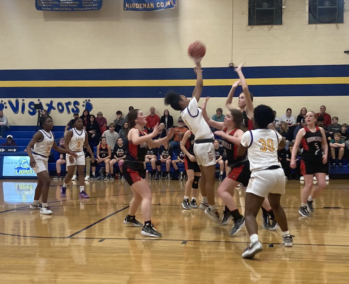 AthleticsFCPS's tweet photo. In Whiteville, Tn as Our Lady Lions are playing Adamsville in first round single A middle school district tourney
At the half West leads Adamsville 21-4
#WestBelieve #LookingforSecond https://t.co/YwOztcmKFn