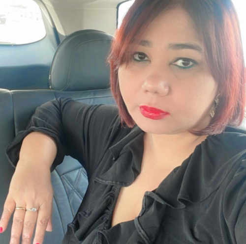Poetry_Daily's tweet photo. Today's Featured Poet:

Jennifer Robertson is a poet, critic, and consultant based in Bombay. Her debut poetry collection Folie a deux has been published in the USA by Everybody Press (Fall 2023) and is forthcoming in India by Paperwall Publishing (2024). https://t.co/InjEx7XlsV