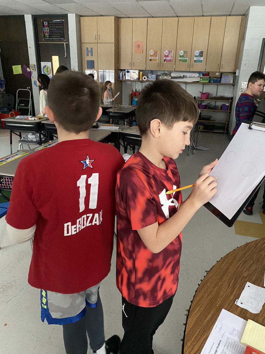 BridgetKay16's tweet photo. A little afternoon communication activity #SEL #navajoheight  #wesoar @palos128 https://t.co/3Ss60YGu1E