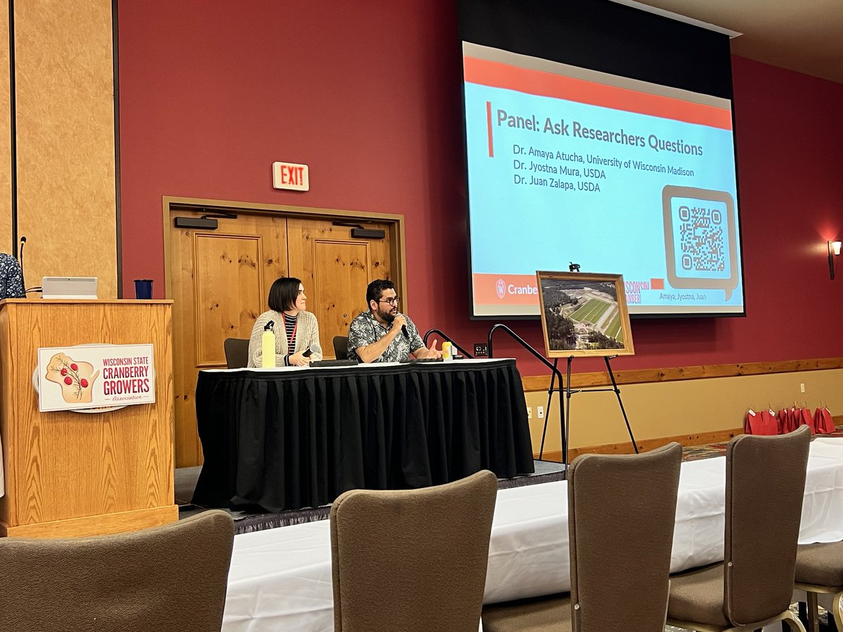 Leslie Holland, PhD (@leslieholland_) on Twitter photo Cranberry School day 1! Wisconsin #cranberry growers get their questions answered by experts, Dr. Amaya Atucha and Dr. Juan Zalapa!
<a href="/WIFruitNews/">Wisconsin Fruit News</a> <a href="/VacciniumCAP/">VacCAP</a> <a href="/SAME_Cran/">SAME Project</a> Cranberry School day 1! Wisconsin #cranberry growers get their questions answered by experts, Dr. Amaya Atucha and Dr. Juan Zalapa!
<a href="/WIFruitNews/">Wisconsin Fruit News</a> <a href="/VacciniumCAP/">VacCAP</a> <a href="/SAME_Cran/">SAME Project</a>