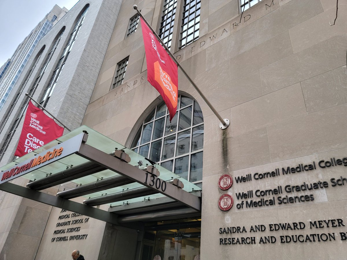 An absolute honor to come back to my alma matar to deliver #Neurology Grand Rounds @nyphospital @Cornell

I was thrilled to meet the amazing @WCMCNeurology and catch up w familiar faces.

Thank you for the kind words @gdawod1 & the invite #BabakNavi, @hoomankamel & @merkler_alex