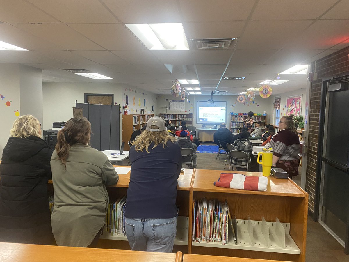 amp8819's tweet photo. Standing room only at our inaugural Ingels Parent Meeting! @HMC1_Ingels @Dreamkeeper_EDU https://t.co/I2PILqUgQG