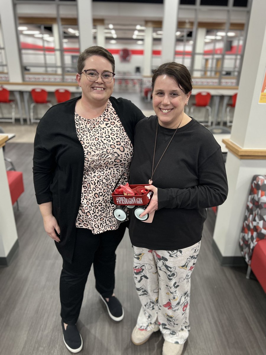 Today, Mrs Hall passed the <a href="/NPHSDragonWagon/">Dragon Wagon</a> to Mrs Meredith. 

<a href="/HallHistoryNPHS/">Mrs. Hall</a> praised <a href="/hmeredith77/">Heather Meredith</a>’s genuine, kind, helpful, patient approach with her students. 

NPHS is very fortunate to have amazing educators like Mrs Meredith!

<a href="/VoelzJames/">New Palestine High School</a> @SouthernHancock
