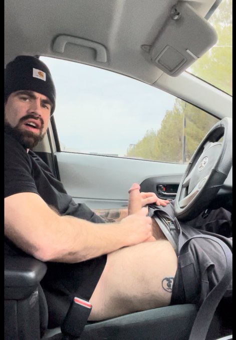 Just busted a fat ass nut in my car. Wish it was in your mouth https://t.co/yivCw0PDcR