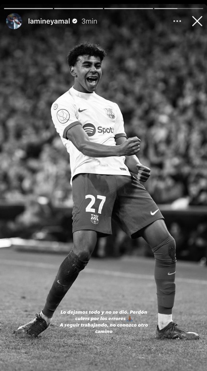 Polyccio8's tweet photo. No, Lamine, no. Tú no eres el culpable y no debes pedir perdón por fallar. Quién lo intenta tiene derecho a equivocarse. Gracias a ti y a los jóvenes por defender este escudo como lo hacéis. Honor👏🏼💙❤️ #FCBlive #Barça #FCBMasia https://t.co/OV8pBO0582