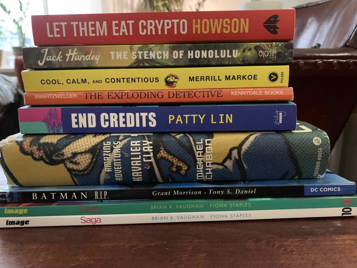 TJ_Dawe's tweet photo. Newest book pile. Short reviews in the thread.
#bibliophile #bookstagram #amreading #booktwitter #peterhowson #jackhandey #merillmarkoe #johnschwartzwelder #pattylin #michaelchabon #grantmorrison #tonysdaniel #briankvaughan #fionastaples https://t.co/G5SV90d7Z1