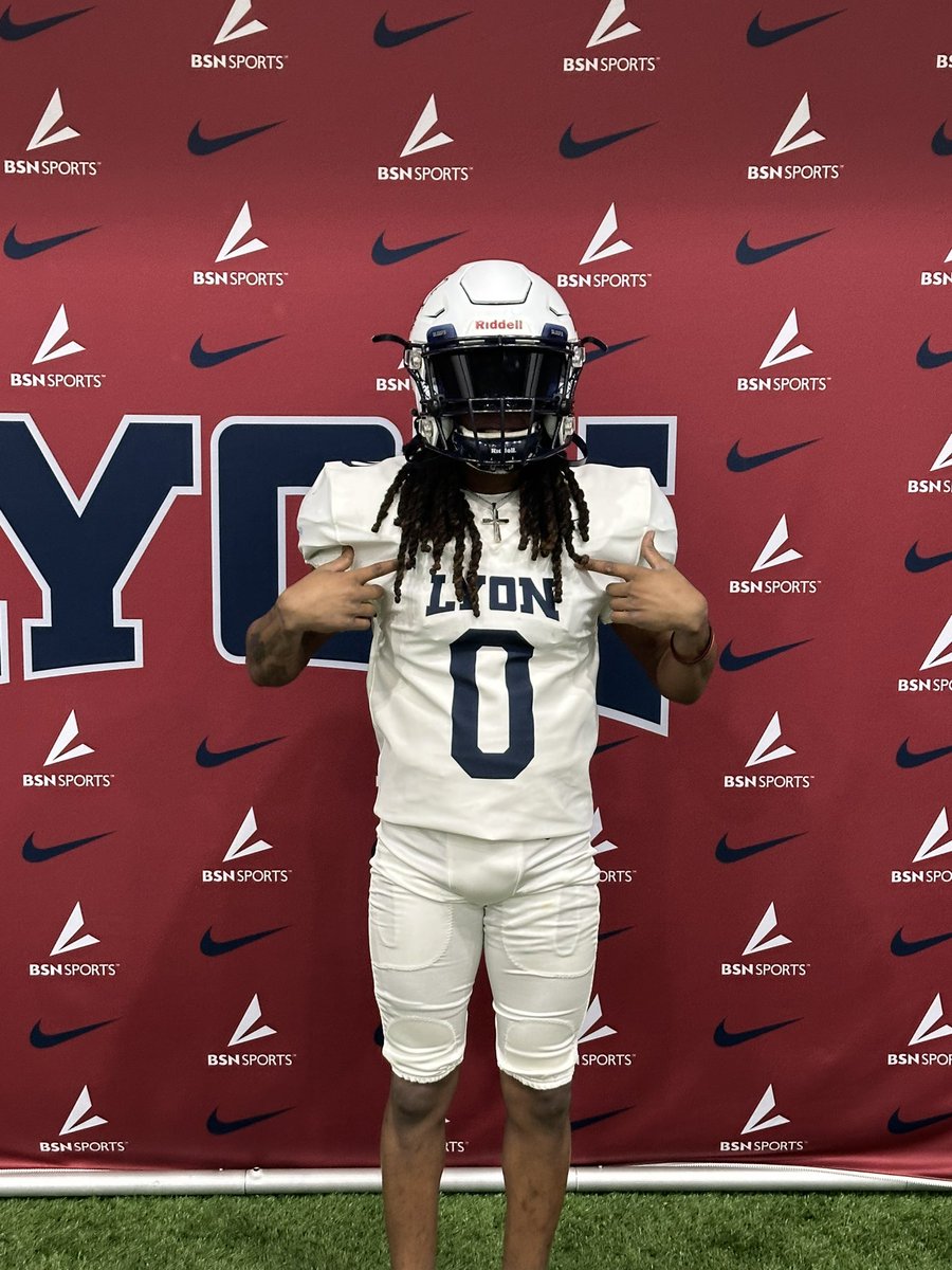After a Great Visit &amp; Conversation With <a href="/LyonHBC/">Chris Douglas 🏈</a> &amp; <a href="/CoachRFreeland/">Coach Free</a> I am Beyond Blessed to Receive my First Offer From <a href="/_Lyon_Football/">Lyon Scots Football</a> 
<a href="/CoachNickVaughn/">Nick Vaughn</a> 
<a href="/coach_cjeff/">CJ Jefferson</a>