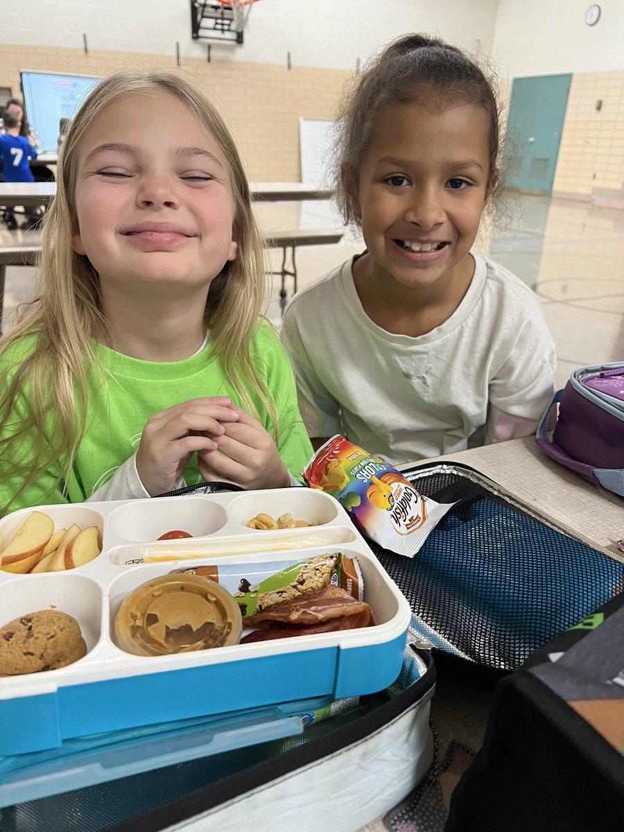 AR reading reward lunch with Mrs. Smith 📚