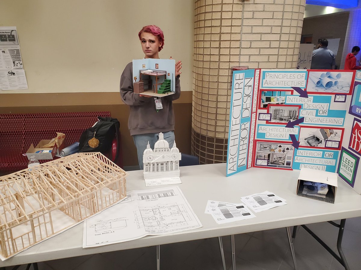 JackCHaysArchi1's tweet photo. Electives fair tonight - shout out to Kyler for repping the cluster. #hawkyeah #interiordesign #architecture @HaysCISD @HaysCISDCTE @HHSCTE23 @Hays_Hawks https://t.co/AC4GCWXlth