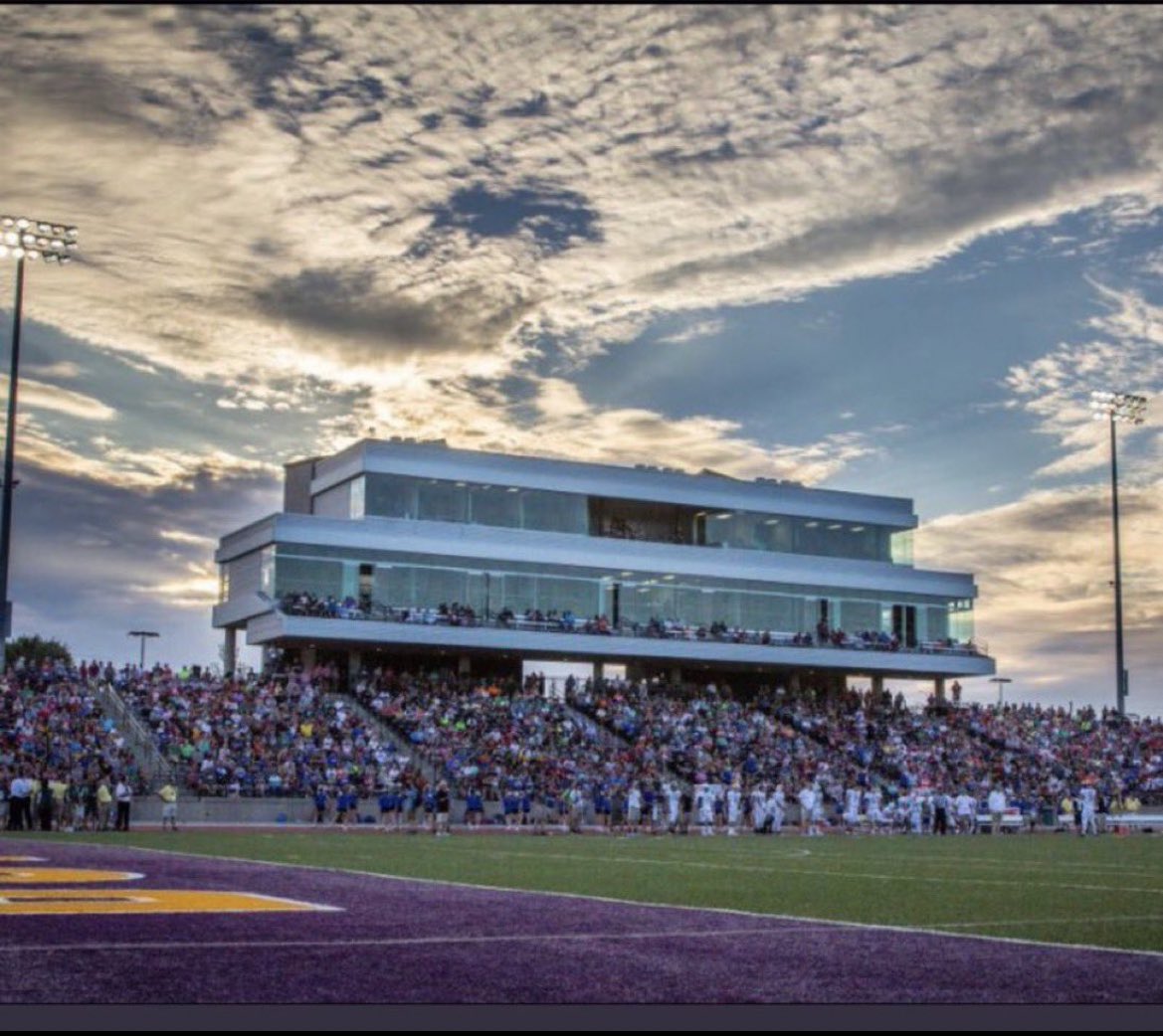 AmonWalker5's tweet photo. Amazing talk with @Coach_MoGray @Coach_IGray and family and friends I am COMMITTED to play for Butler and will be transferring this spring I am blessed for this opportunity staying humble on this journey #JUCOPRODUCT #BUCO 
@JUCOFFrenzy @CoachJohnnyi @24_two4 @CoachBVignery https://t.co/OW0g8awv8w
