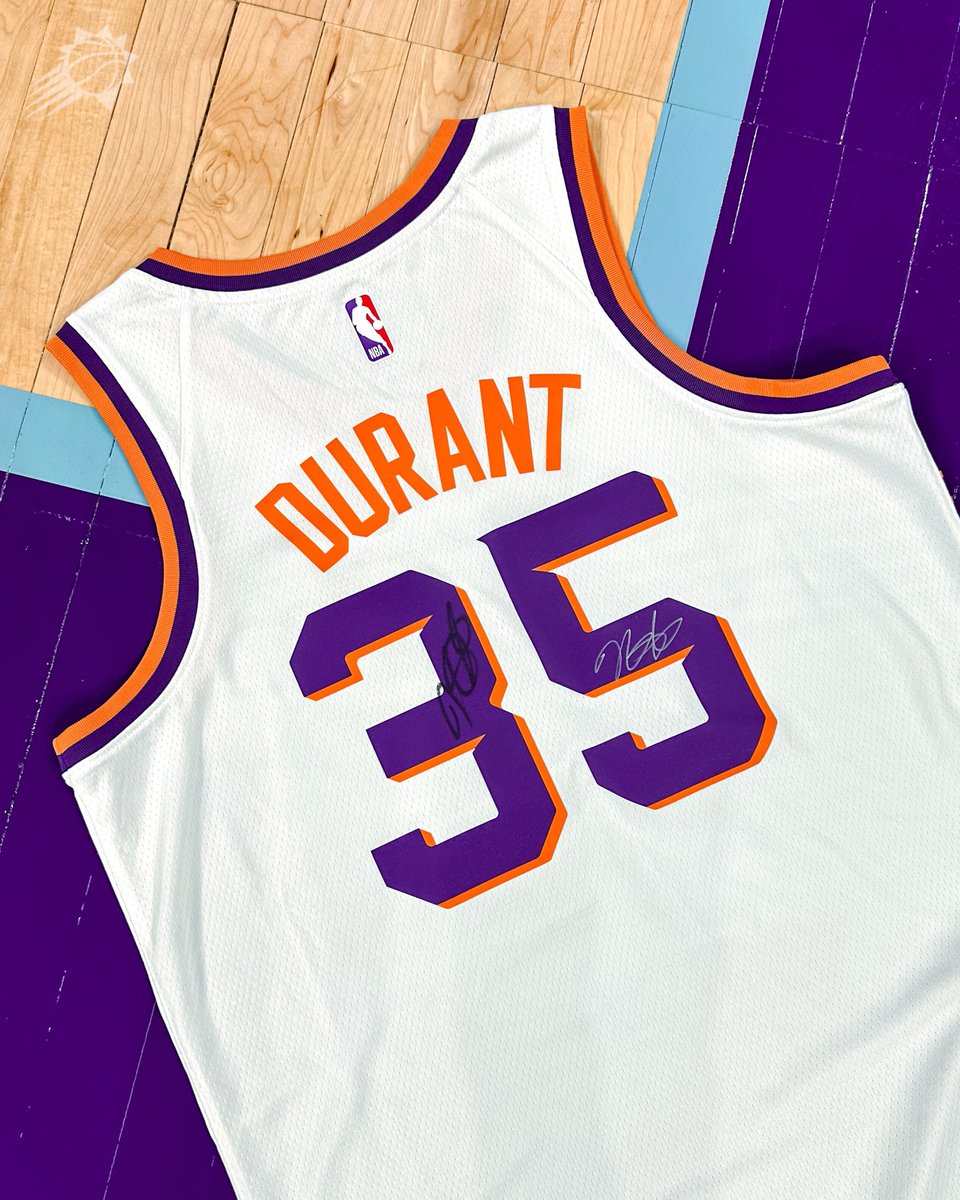 Suns's tweet photo. Want to win a Kevin Durant signed jersey?

RT and respond with a picture of you watching our broadcast on @azfamily! 📺

🕕 Pregame starts at 6PM https://t.co/lEMQojRvaa