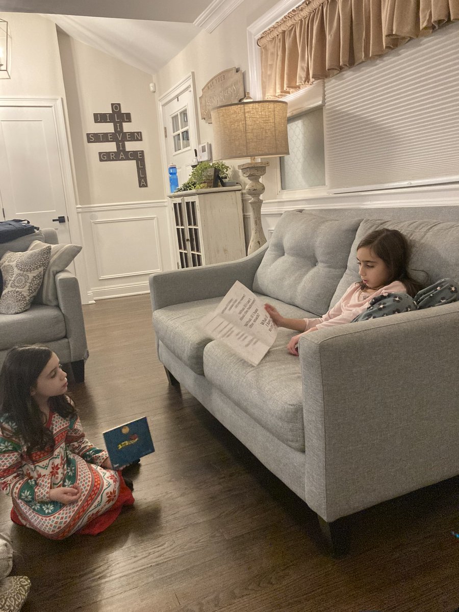 jillklein22's tweet photo. Olivia Klein reading to her sister for PARP! @WWPPTA @WWP_Dalers https://t.co/3FpiQVAcqq