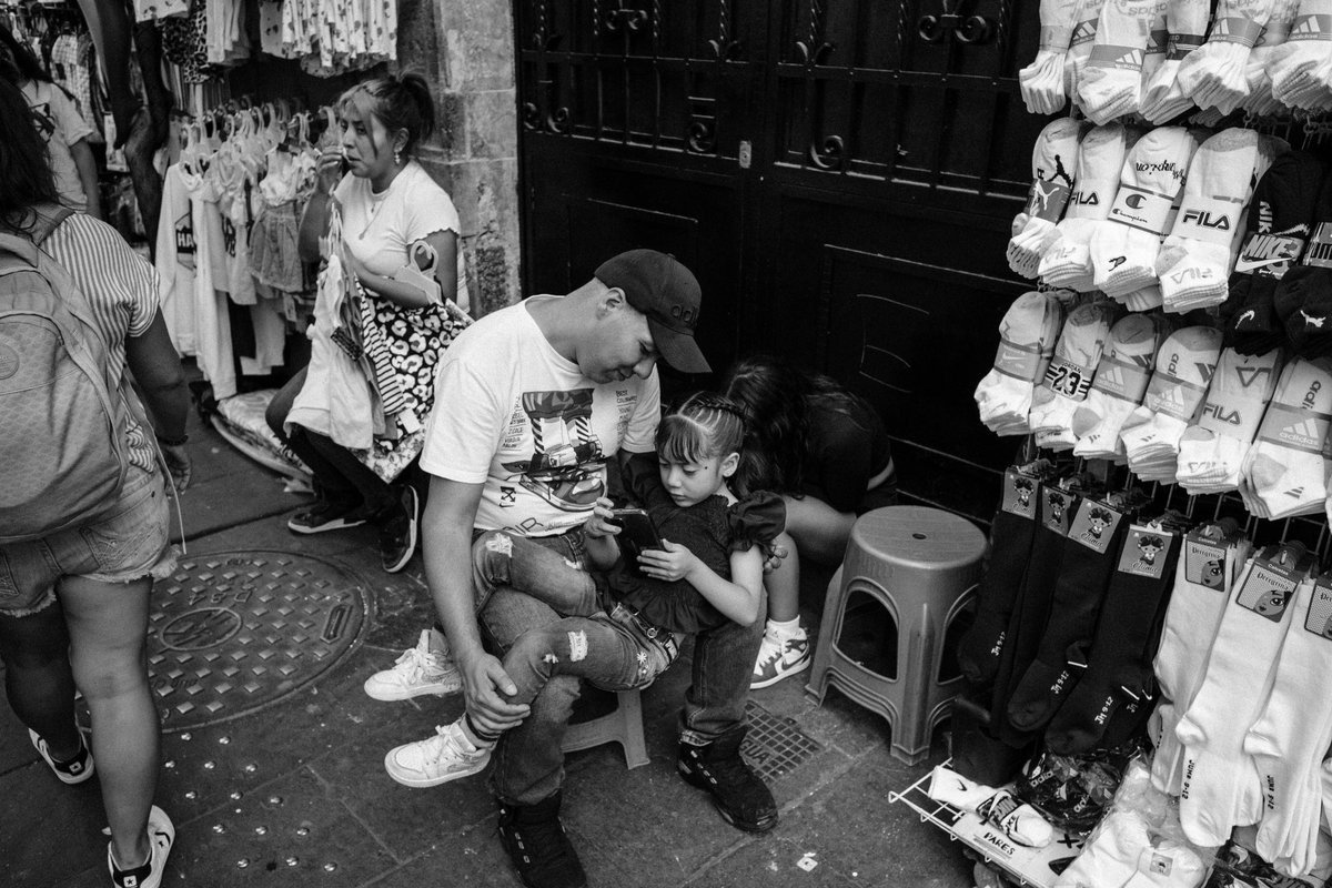 “Street Diaries” ~ Mexico City // #leica #streetphotography #CDMX