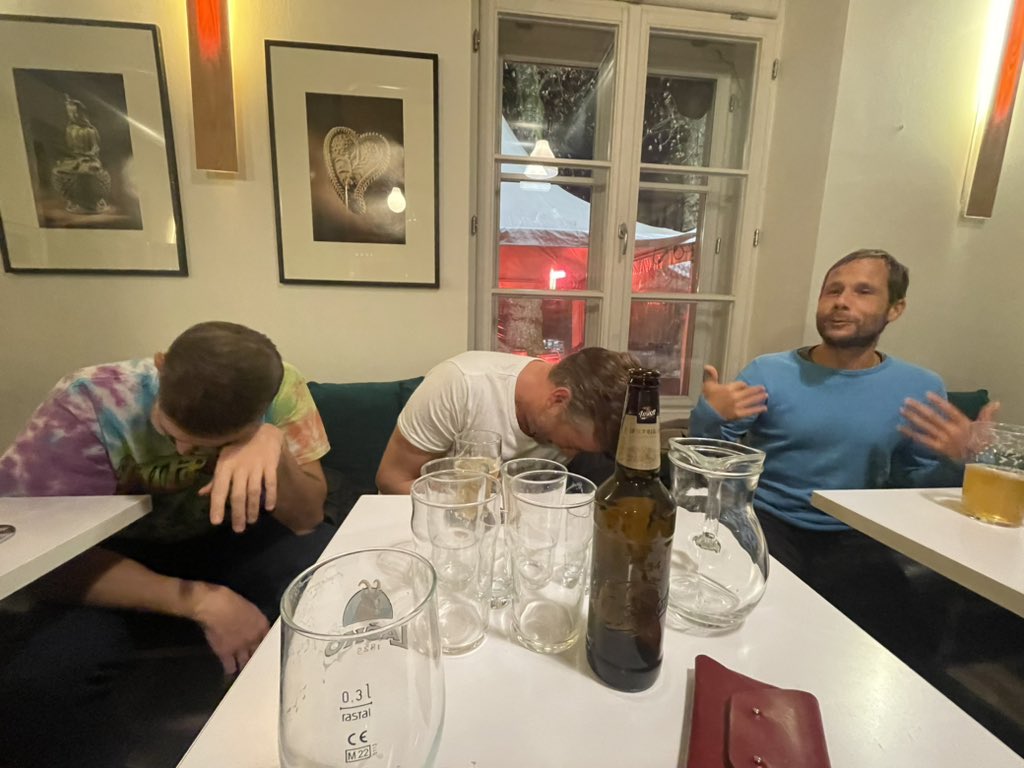 akaPerky's tweet photo. Gotta say sometimes you really should pay respect to the friendships that stood the test of time. 2008 and still going strong https://t.co/d3mXERwrSY