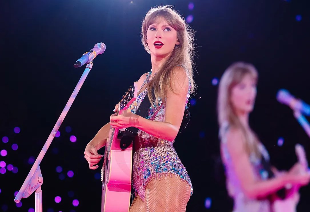 0palite13's tweet photo. Reply with your favourite Taylor Swift pic and add "Taylor Swift Ai" so we can flood it https://t.co/XNtWJ7U8KY