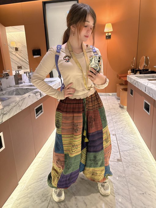 Watch San Chan's leaked NSFW photo on TwXstars