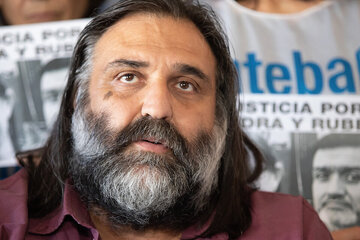MARCELOFAVAOK's tweet photo. PRONTUARIO DE BARADEL.

CONOCIDO, COMO EL "CHANCHO", IMPUTADO EN CAUSAS, POR DEFRAUDACION CONTRA IOMA, POR 2.800 MILLONES DE PESOS ENTRE EL AÑO 2014 Y 2015. 

SU CAUSA, ESTA CAJONEADA. https://t.co/XOQ3KDZukF